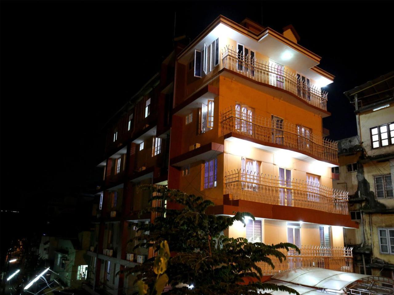 Oyo 9797 Hotel Vbee Plaza Thiruvananthapuram Extérieur photo