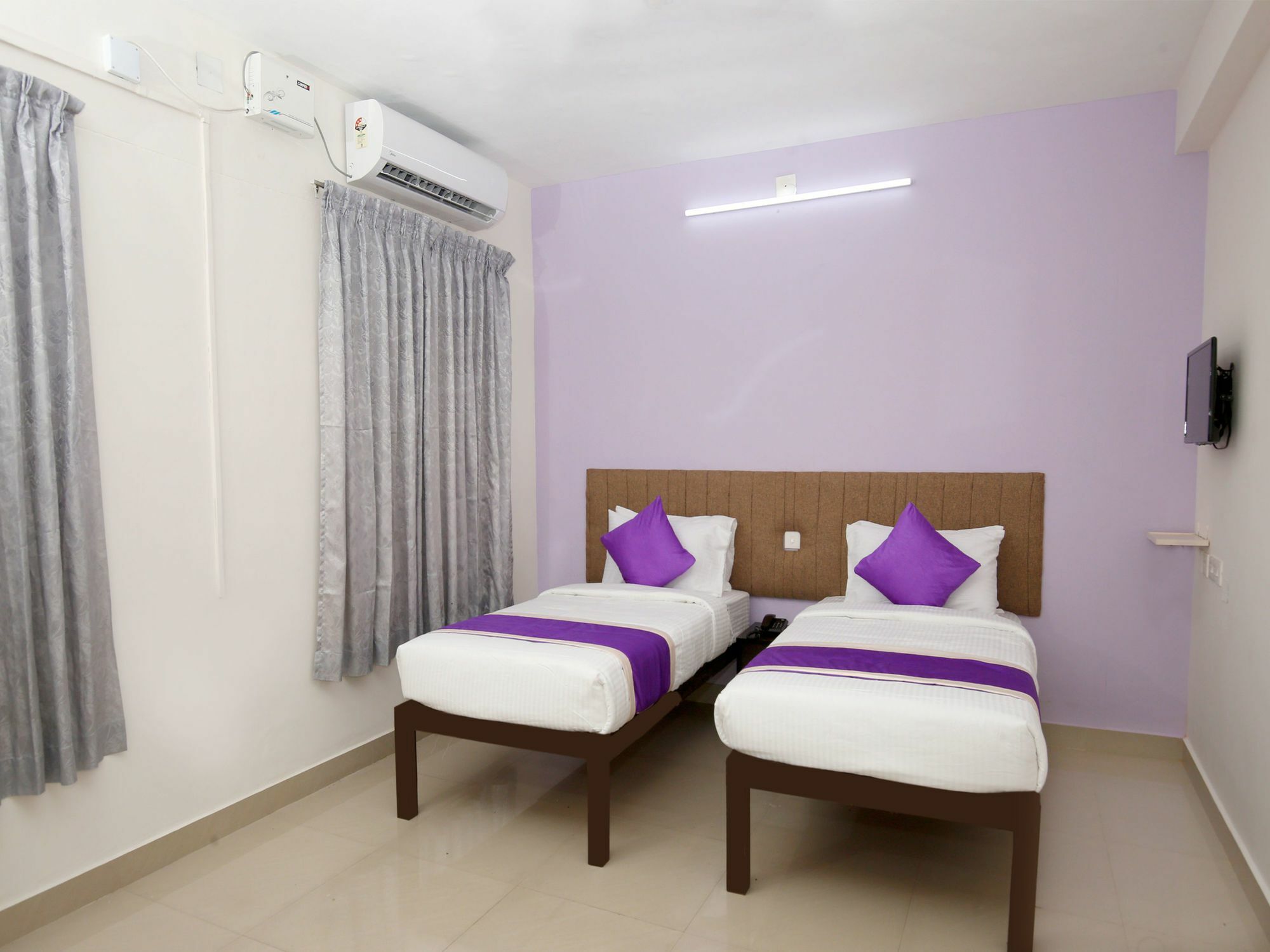 Oyo 9797 Hotel Vbee Plaza Thiruvananthapuram Extérieur photo