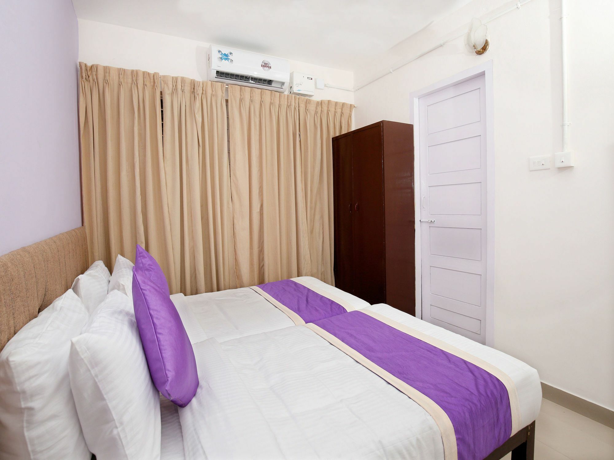 Oyo 9797 Hotel Vbee Plaza Thiruvananthapuram Extérieur photo