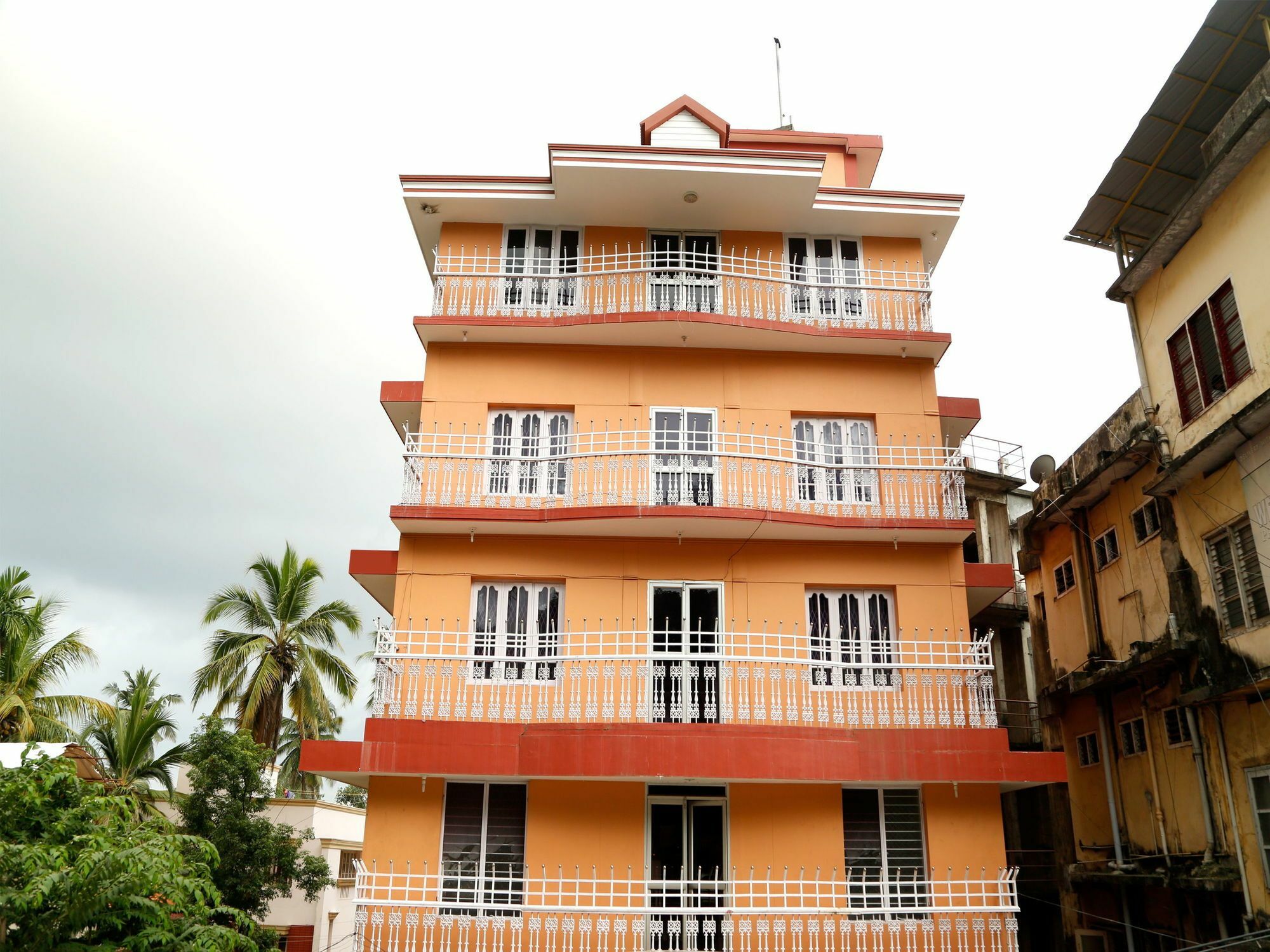 Oyo 9797 Hotel Vbee Plaza Thiruvananthapuram Extérieur photo